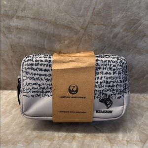 JAL Japan Airlines business class amenity kit